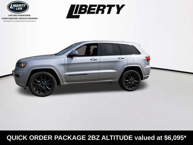 Used 2020 Jeep Grand Cherokee Altitude AWD/4WD image 2