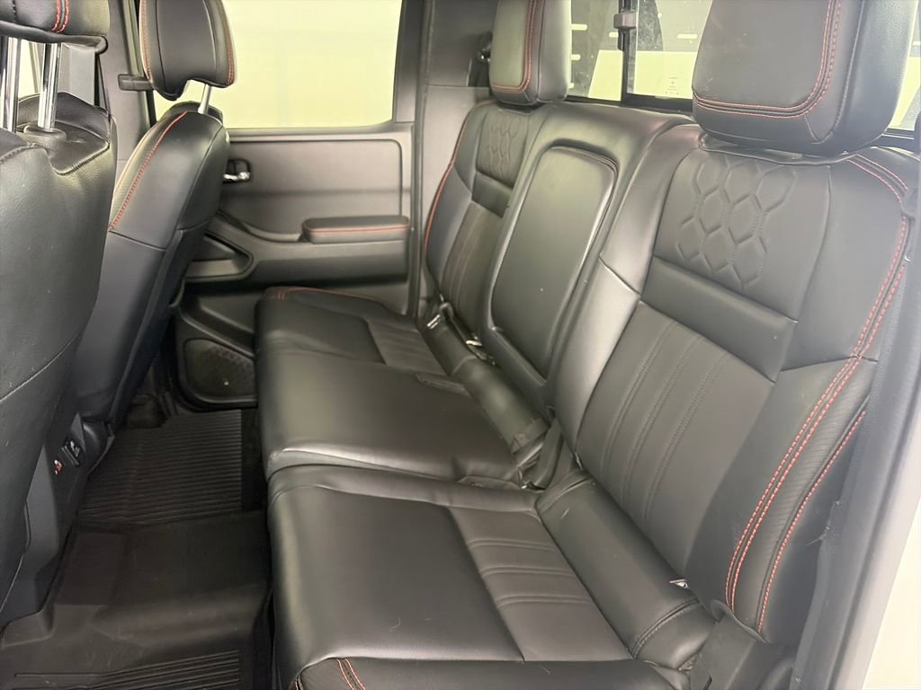 Used 2023 Nissan Frontier PRO-4X w/ Pro-4X Premium Package AWD/4WD image 13