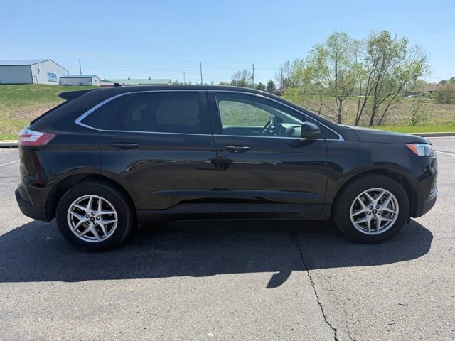 Certified 2024 Ford Edge SEL w/ Convenience Package AWD/4WD image 6