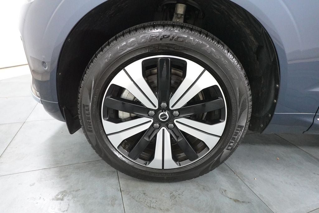 Used 2023 Volvo XC60 T8 Plus AWD/4WD image 34