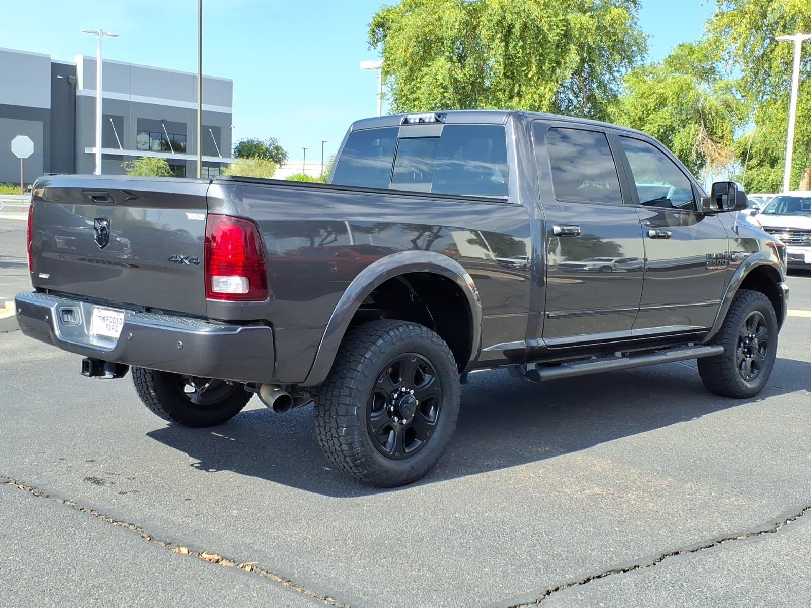 Used 2018 RAM 2500 Laramie w/ Sport Appearance Group AWD/4WD image 5