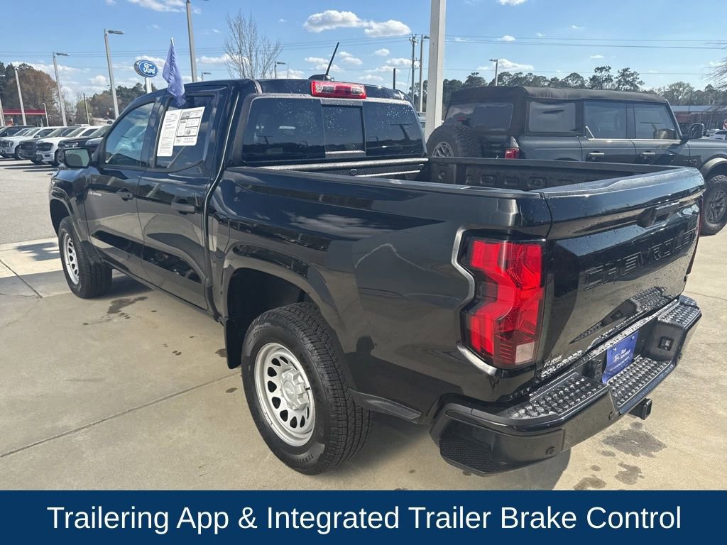 Used 2025 Chevrolet Colorado W/T w/ Advanced Trailering Package image 3