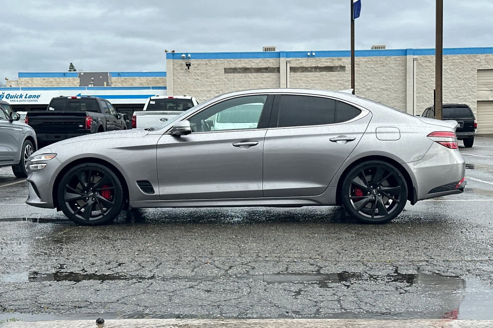Used 2023 Genesis G70 3.3T w/ Sport Prestige Package image 2