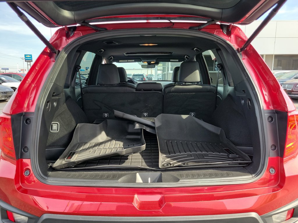 Used 2025 Honda Passport EX-L image 11