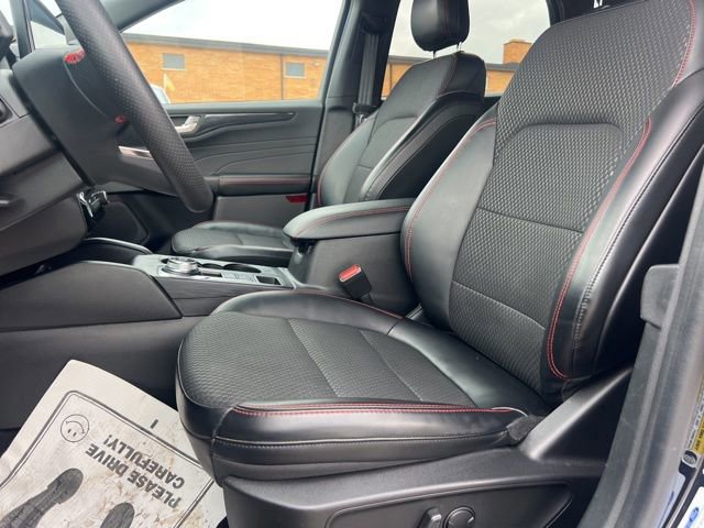 Certified 2023 Ford Escape ST-Line Select w/ Tech Pack #2 image 21