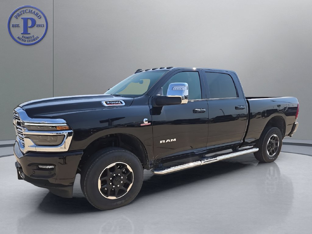 Used 2026 RAM 3500 Laramie AWD/4WD image 3