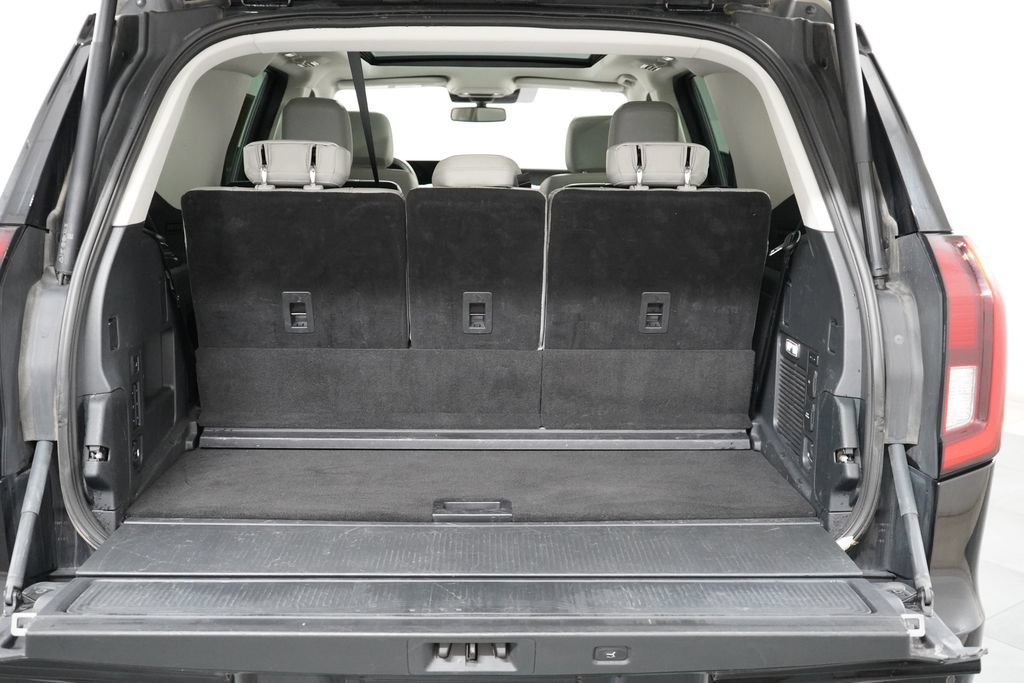 Certified 2025 Ford Expedition Active AWD/4WD image 31