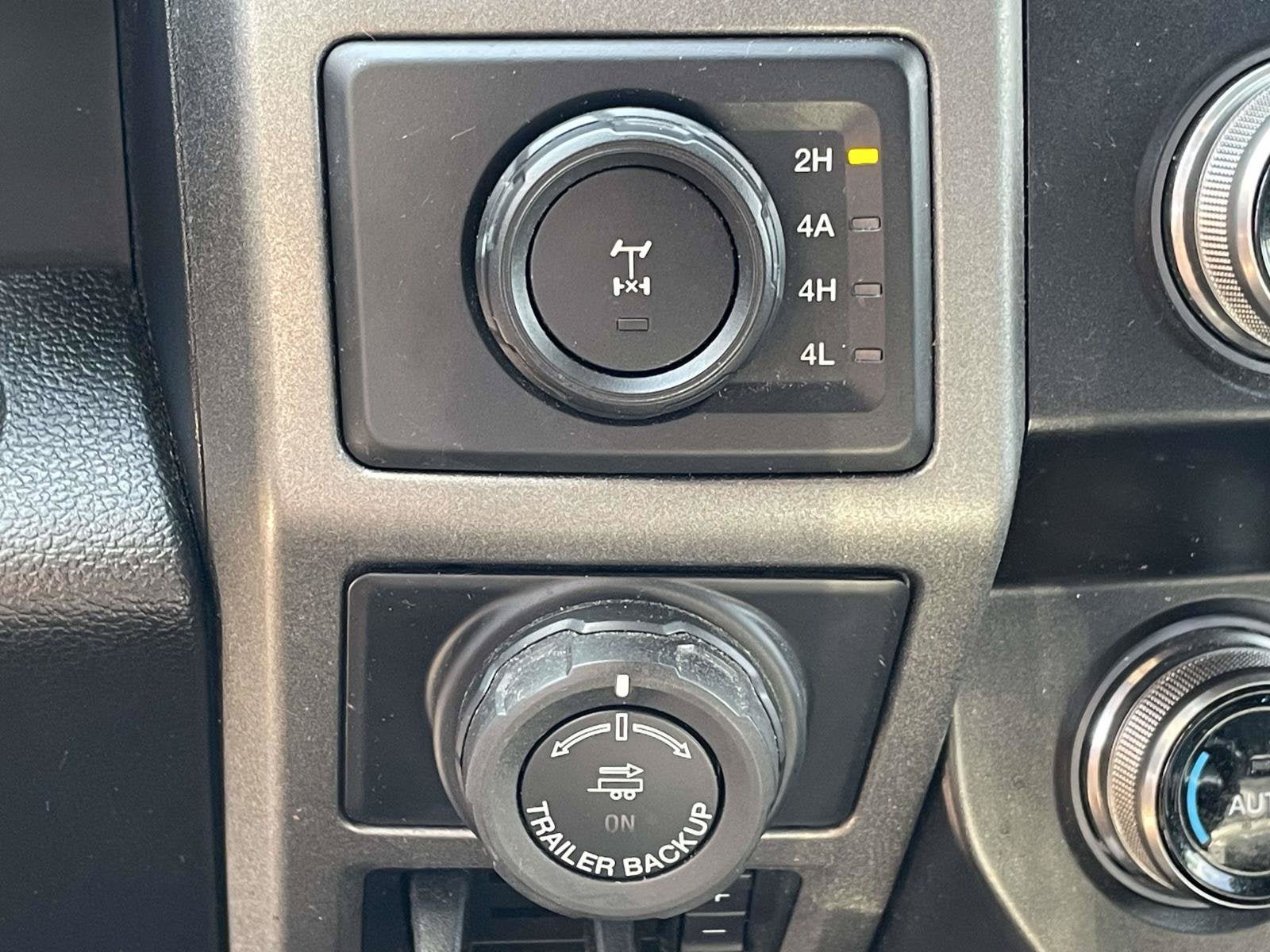 Certified 2019 Ford F150 Raptor w/ Equipment Group 802A Luxury AWD/4WD image 19