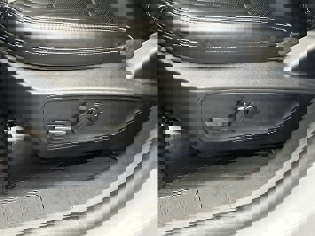 Certified 2025 Ford Escape Platinum image 24