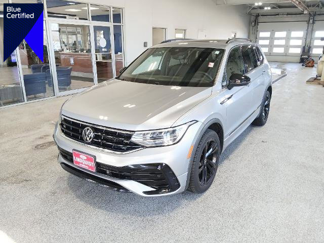 Used 2023 Volkswagen Tiguan SE R-Line