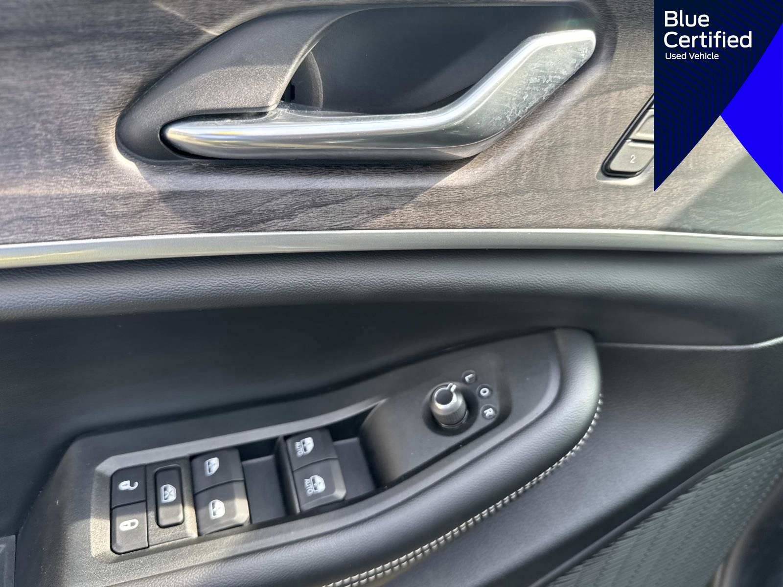 Used 2024 Jeep Grand Cherokee L Limited w/ Luxury Tech Group II image 29