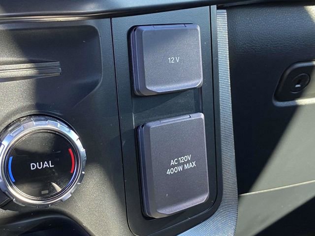 Certified 2022 Ford F150 Platinum w/ Equipment Group 701A High image 35