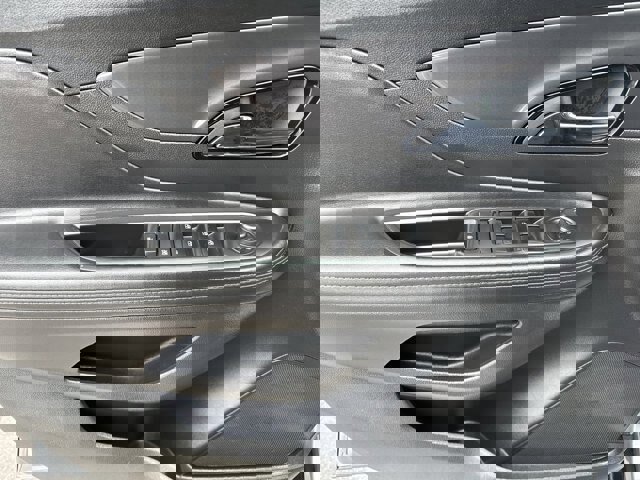 Used 2019 Buick Encore Preferred image 4