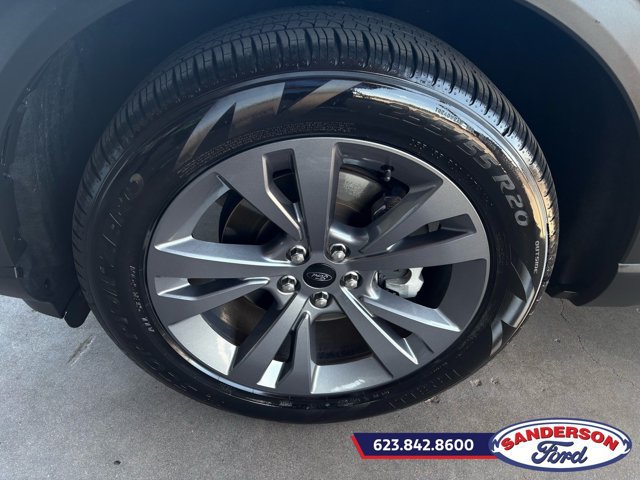 Certified 2022 Ford Explorer XLT w/ Equipment Group 202A RWD image 10