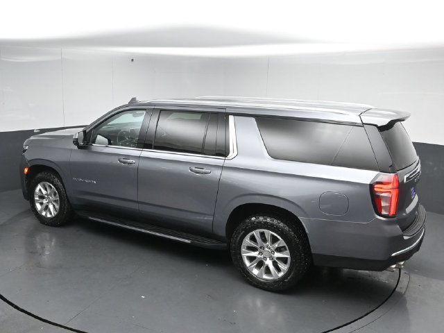 Used 2022 Chevrolet Suburban Premier AWD/4WD image 47