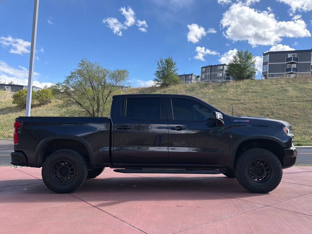 Used 2022 Chevrolet Silverado 1500 ZR2 w/ Technology Package image 8