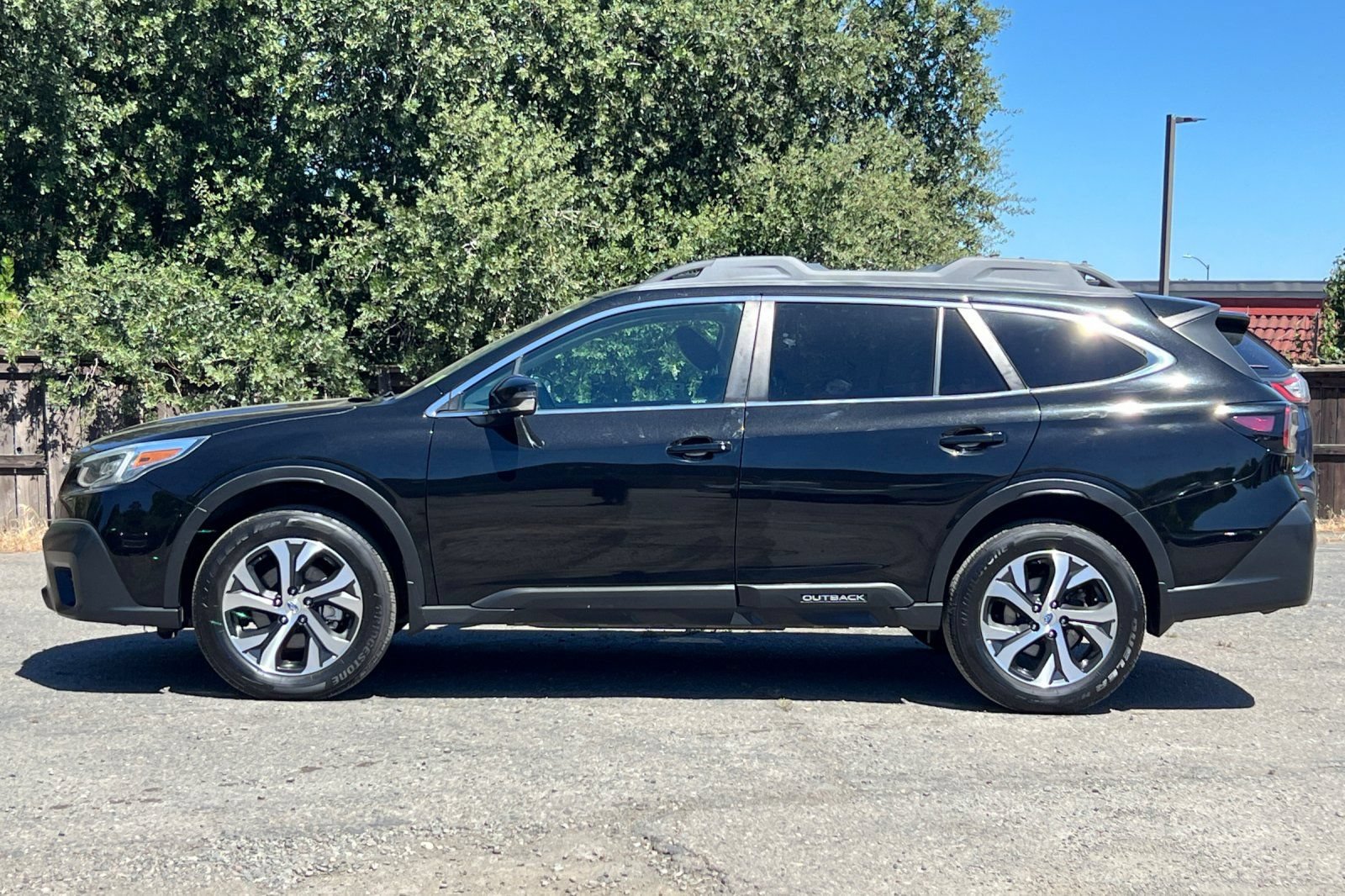 Used 2022 Subaru Outback Limited w/ Popular Package #2 AWD/4WD image 7
