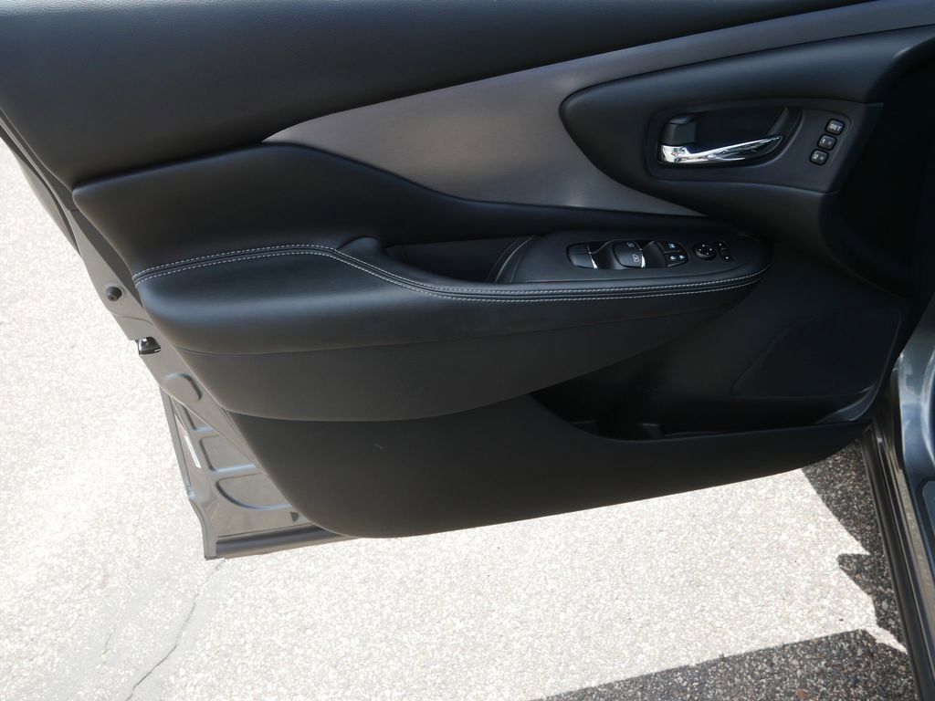 Used 2020 Nissan Murano SL AWD/4WD image 12