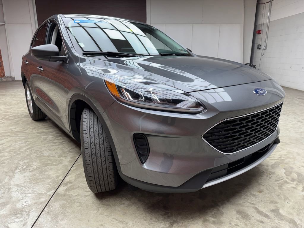 Certified 2022 Ford Escape SE w/ Convenience Package AWD/4WD image 5
