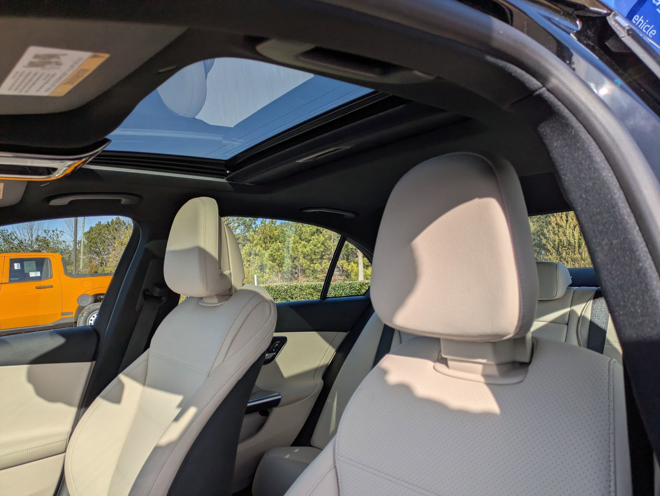 Used 2022 Mercedes-Benz C 300 Sedan image 26