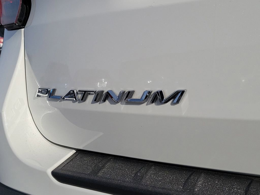 Certified 2025 Ford Explorer Platinum w/ Ultimate Package AWD/4WD image 6
