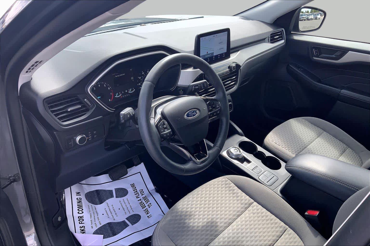 Certified 2022 Ford Escape SE w/ SE Sport Appearance Package FWD image 18