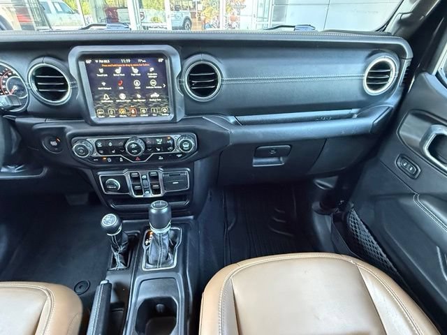 Used 2023 Jeep Gladiator Overland w/ Popular Equipment Package AWD/4WD image 21