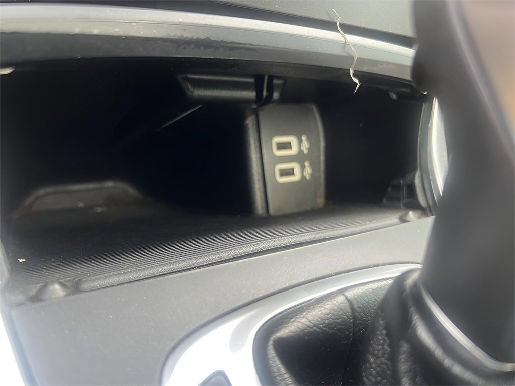 Certified 2016 Ford Edge Titanium w/ Equipment Group 302A image 28