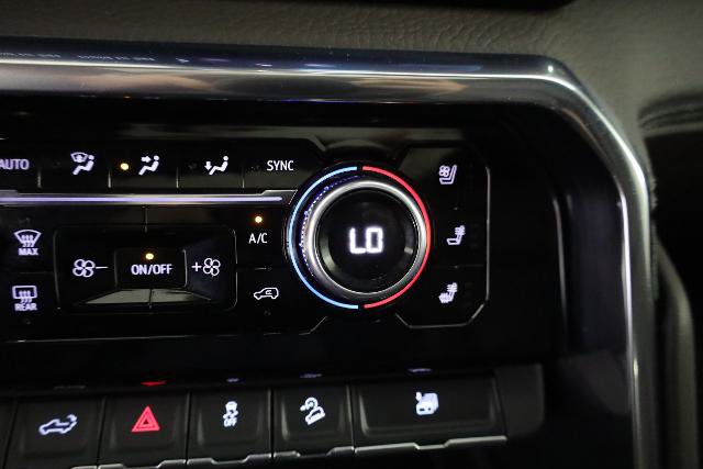 Used 2023 GMC Sierra 1500 Denali AWD/4WD image 23
