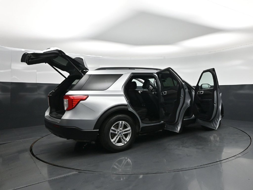 Certified 2020 Ford Explorer XLT RWD image 6
