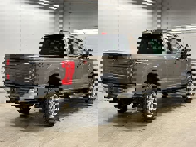 Certified 2020 Ford F250 XL w/ STX Appearance Package image 5