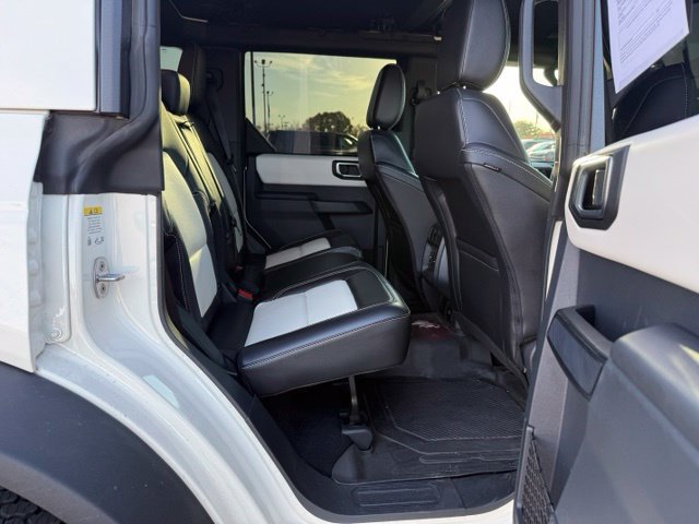 Certified 2026 Ford Bronco Outer Banks w/ Sasquatch Package AWD/4WD image 13