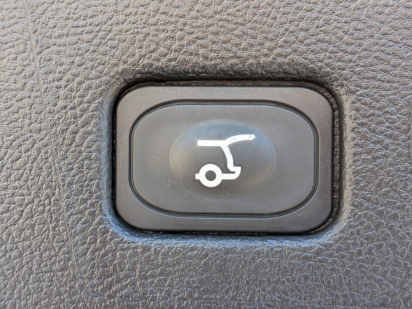 Certified 2024 Ford Edge ST-Line image 15