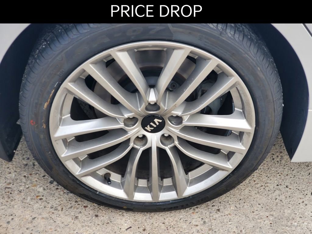 Used 2018 Kia Stinger Base image 4