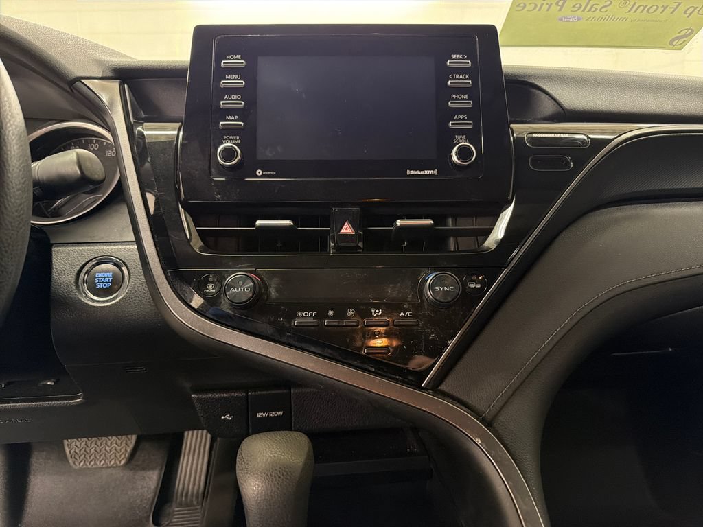 Used 2023 Toyota Camry LE w/ Convenience Package FWD image 22