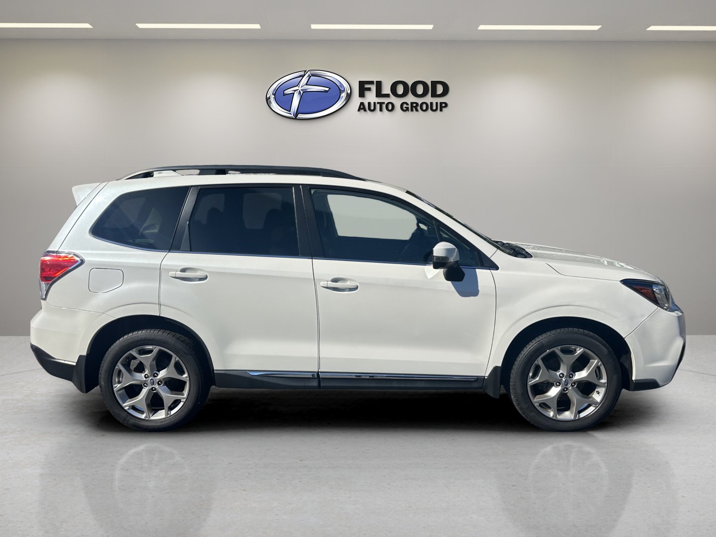 Used 2018 Subaru Forester 2.5i Touring AWD/4WD image 7