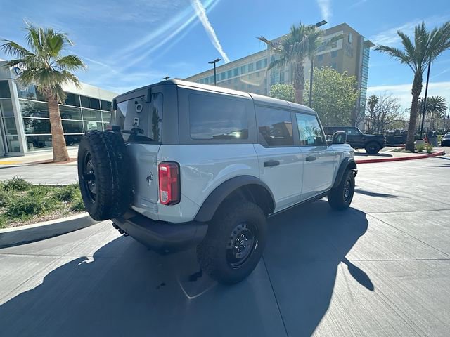 Certified 2022 Ford Bronco Black Diamond image 5