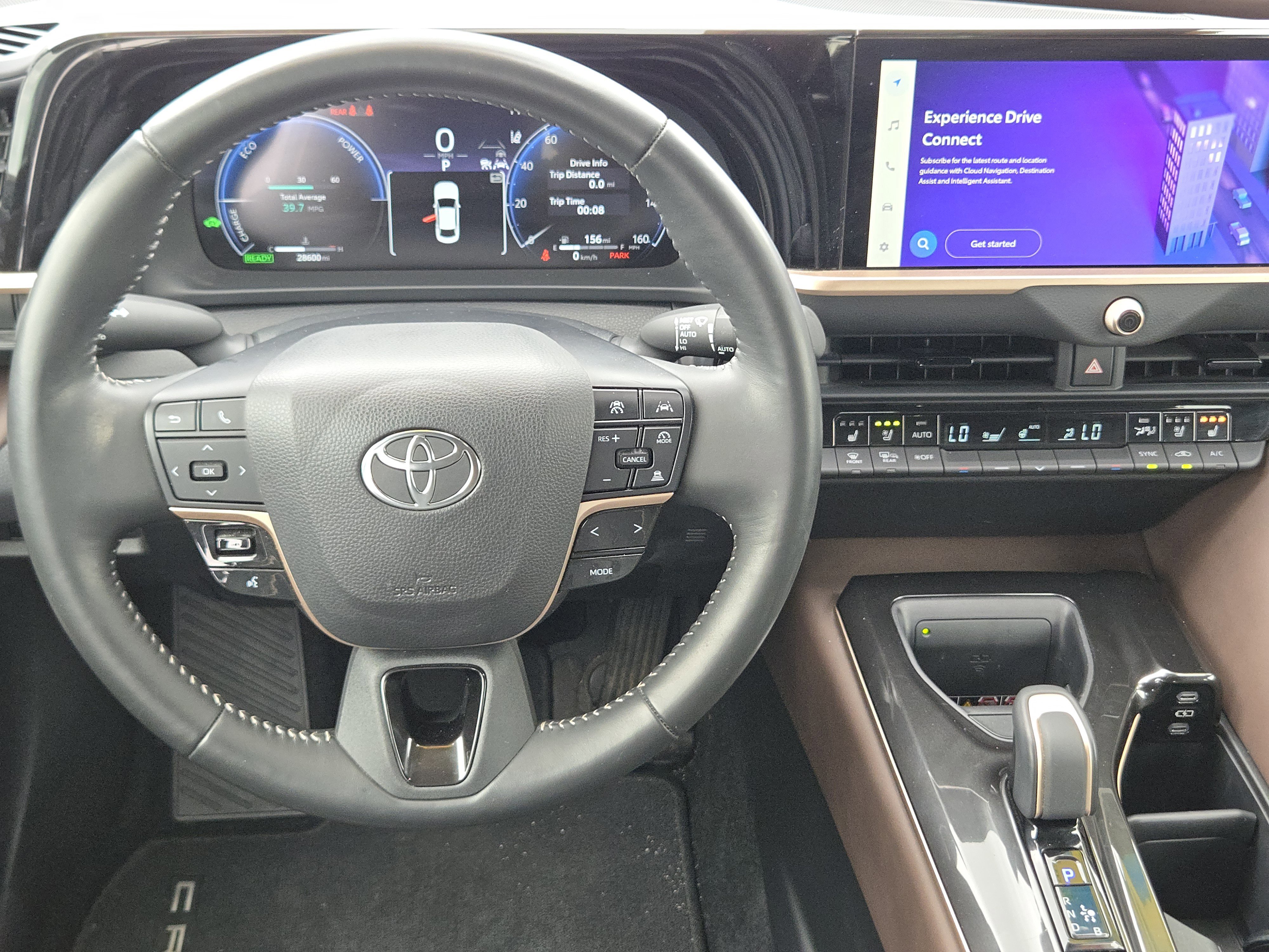 Used 2024 Toyota Crown AWD/4WD image 26