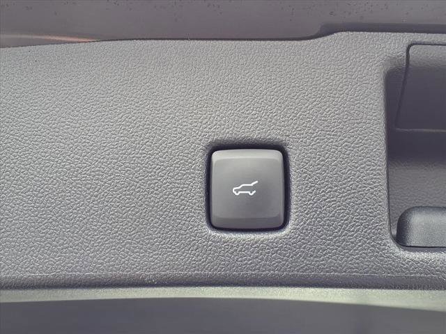 Certified 2023 Ford Escape Active AWD/4WD image 6