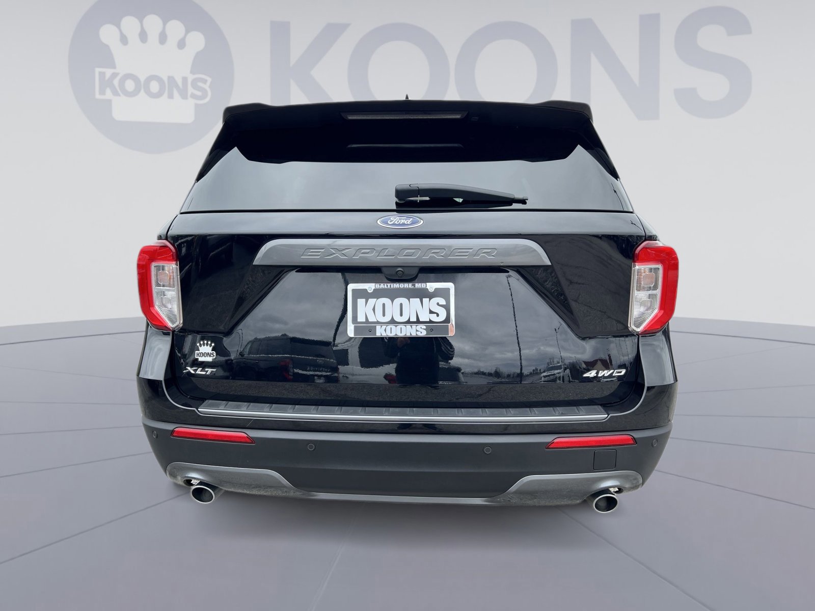 Certified 2023 Ford Explorer XLT w/ Equipment Group 202A image 3