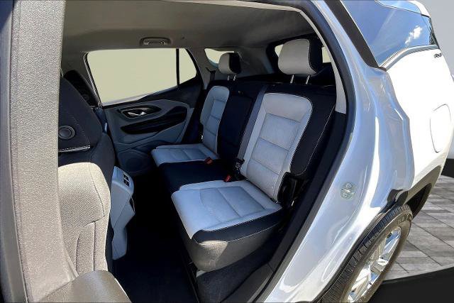 Used 2023 GMC Terrain SLE w/ Driver Convenience Package image 29