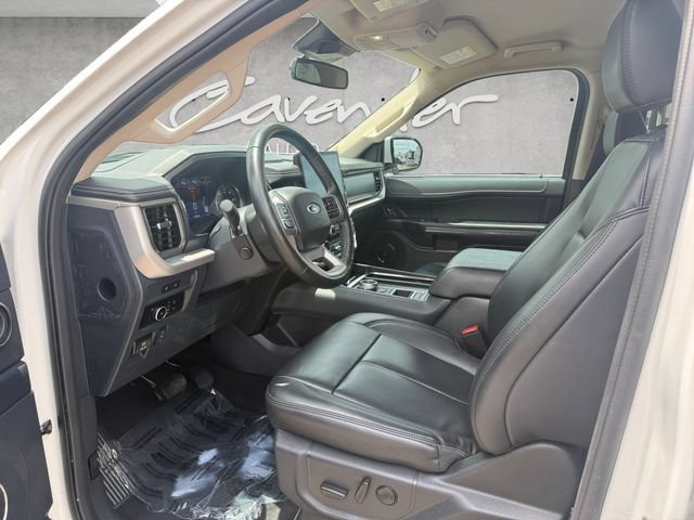 Certified 2024 Ford Expedition XLT RWD image 20