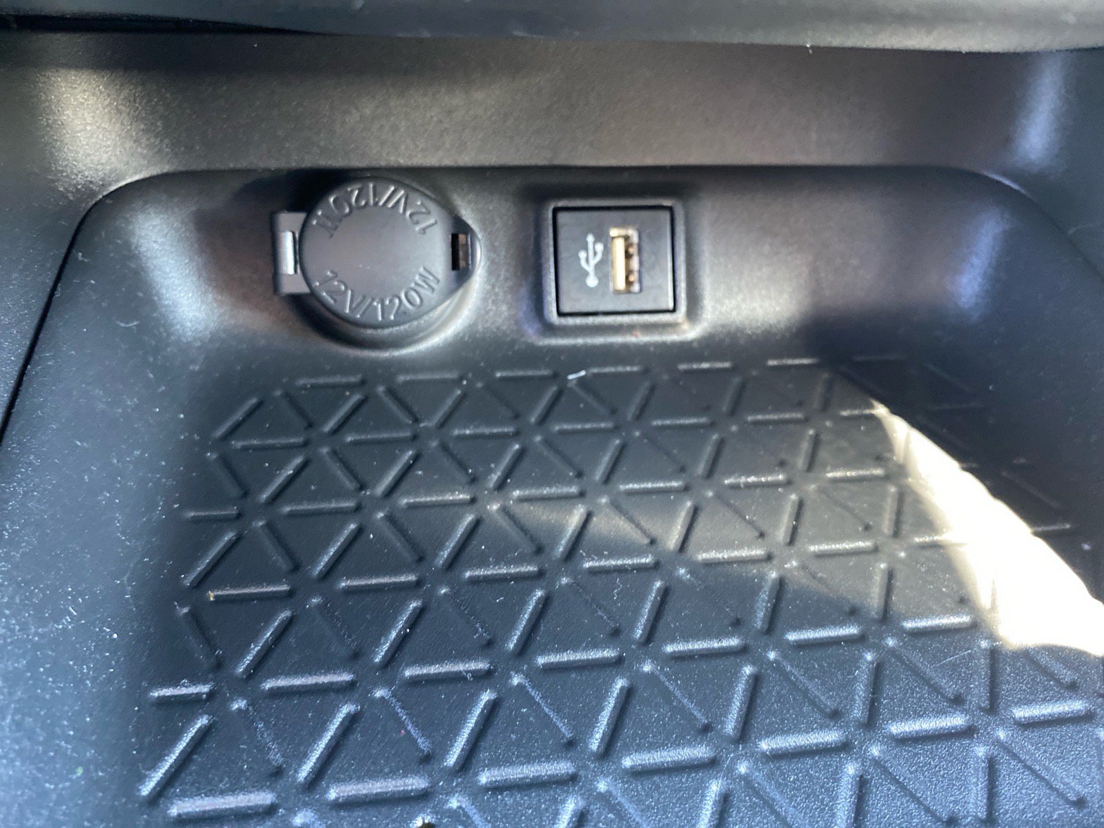 Used 2023 Toyota RAV4 XLE w/ Convenience Package AWD/4WD image 26