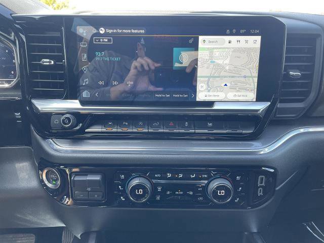 Used 2024 Chevrolet Silverado 1500 High Country w/ Technology Package image 24