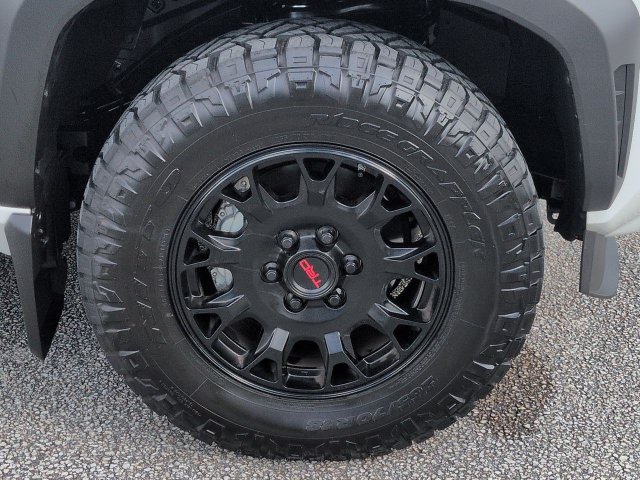 Used 2026 Toyota 4Runner TRD Off-Road Premium AWD/4WD image 11