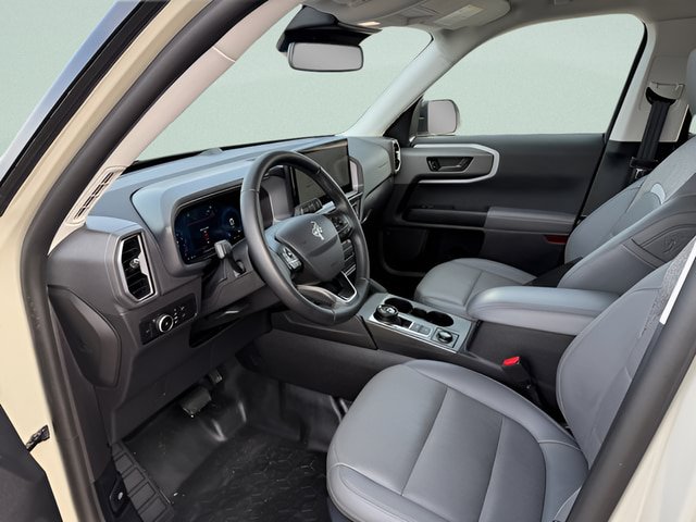 Certified 2025 Ford Bronco Sport Badlands AWD/4WD image 4