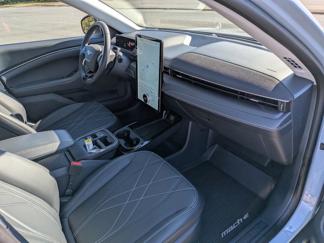 Certified 2025 Ford Mustang Mach-E Select w/ Interior Protection Package image 37