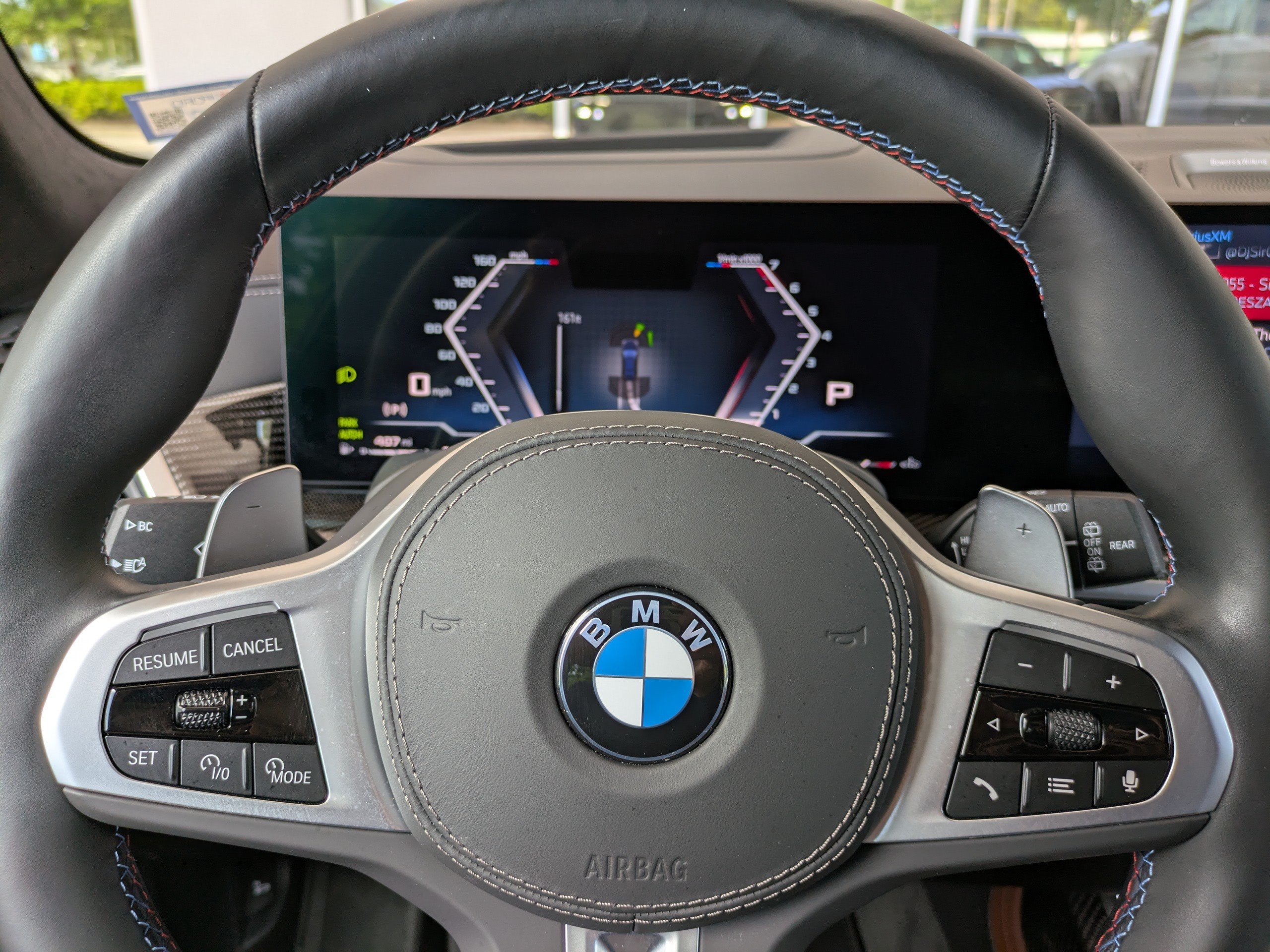 Used 2025 BMW X7 M60i AWD/4WD image 31