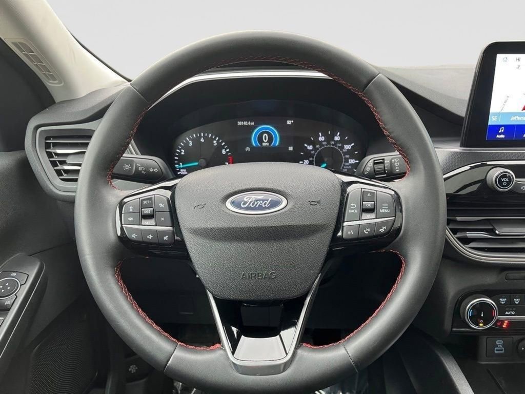 Certified 2022 Ford Escape SEL w/ SEL Stealth AWD Package image 18