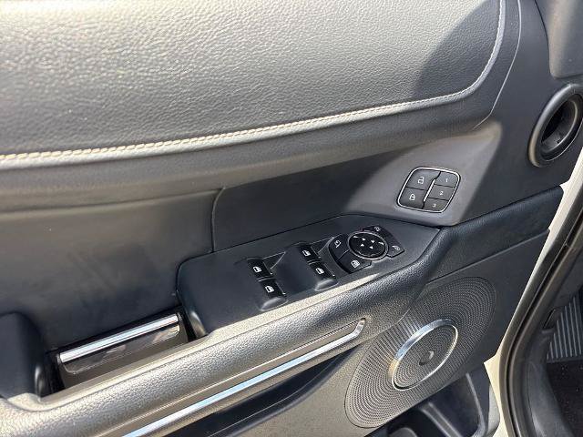 Certified 2023 Ford Expedition XLT RWD image 16